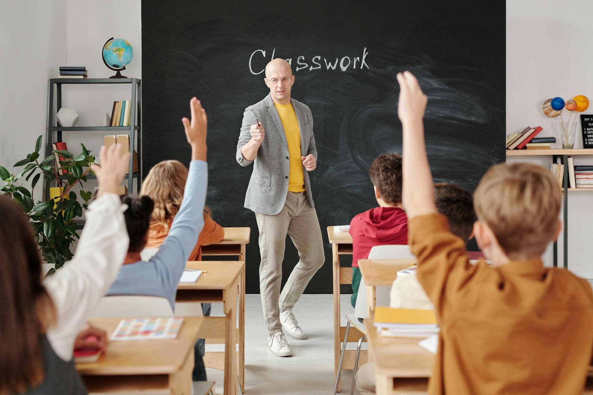 Почта – словарь английского языка | BUKI School