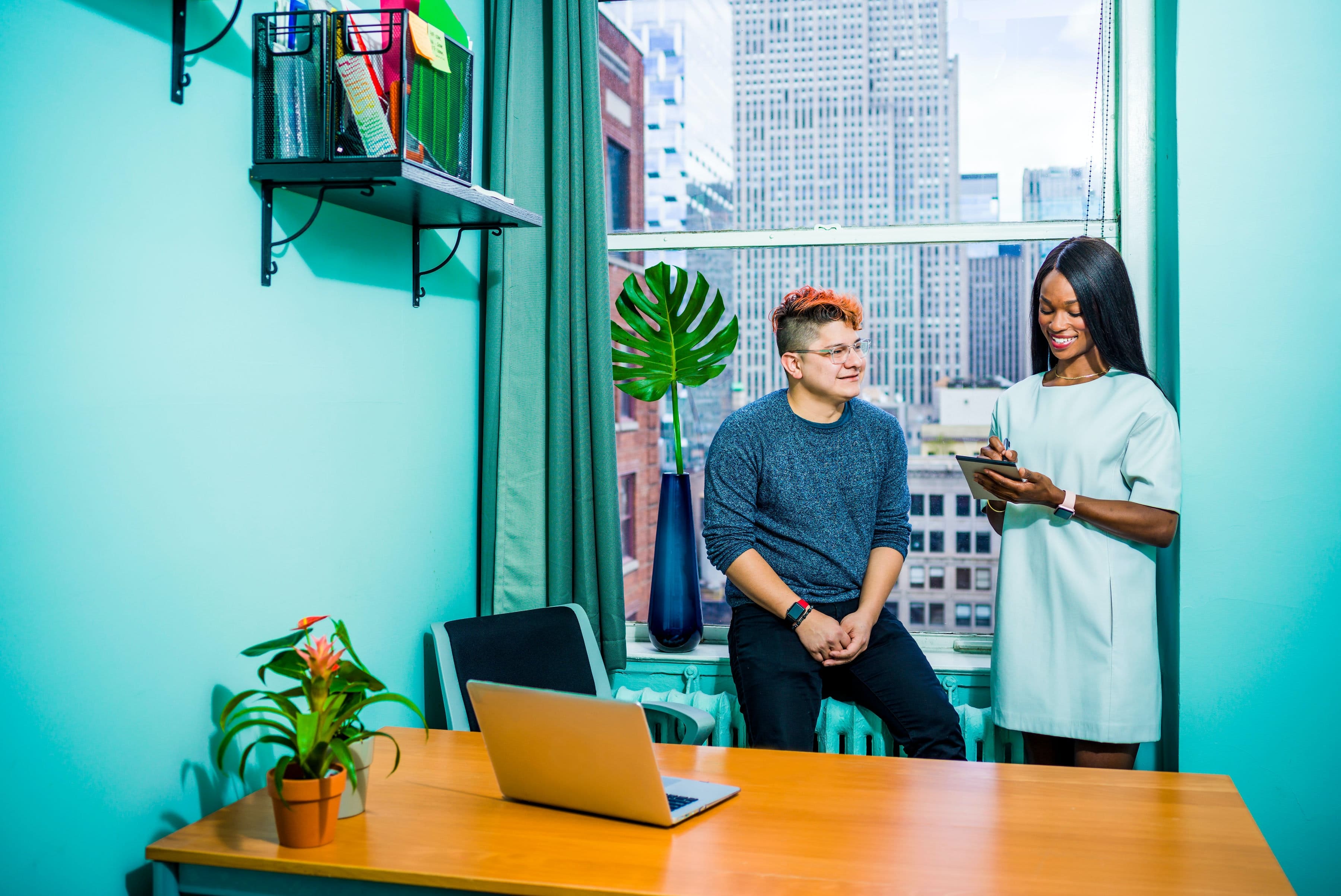 Граматичне значення прийменників в англійській мові | BUKI School